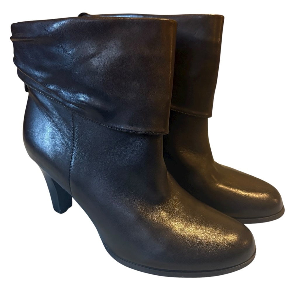 BCBGeneration Black Heeled Leather Boots size 9.5